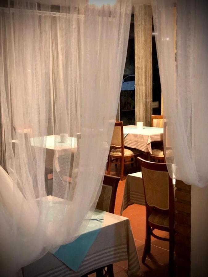 Hotel Villa Alexandra Белариа-Игеа Марина Екстериор снимка